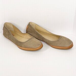 FRYE Tegan Ballet Flats leather Gray Beige Soft Slip On Minimalist Casual Sz 7